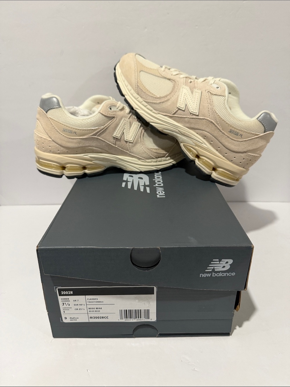 New Balance 2002R 'Off White' Sz: 7.5 / 13 (M2002RCC)